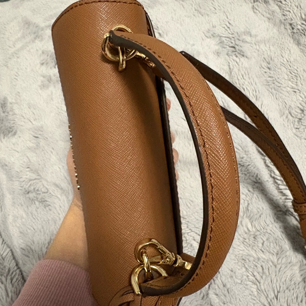 Two Bags Michael Kors Tan and ALDO  Black Mini Bags - Picture 10 of 15